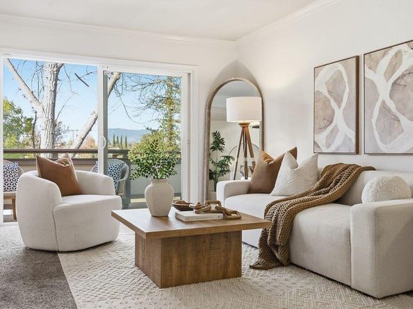 565 W Latimer Avenue, Campbell CA 95008