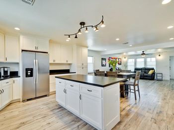 118 Cherry Avenue