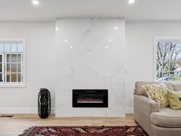 33 Seville Way, San Mateo CA 94402