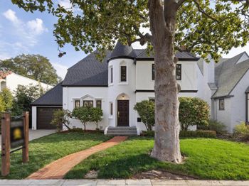 33 Seville Way
