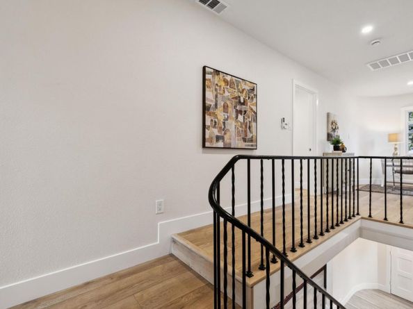 33 Seville Way, San Mateo CA 94402