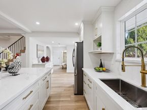 33 Seville Way, San Mateo CA 94402