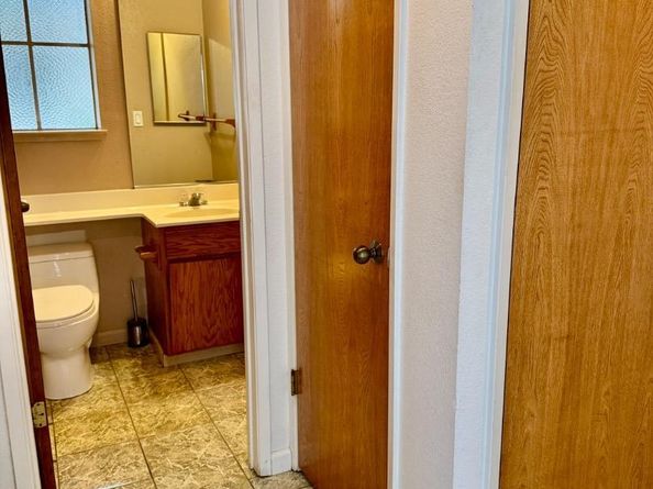 460 Pine Avenue, Half Moon Bay CA 94019