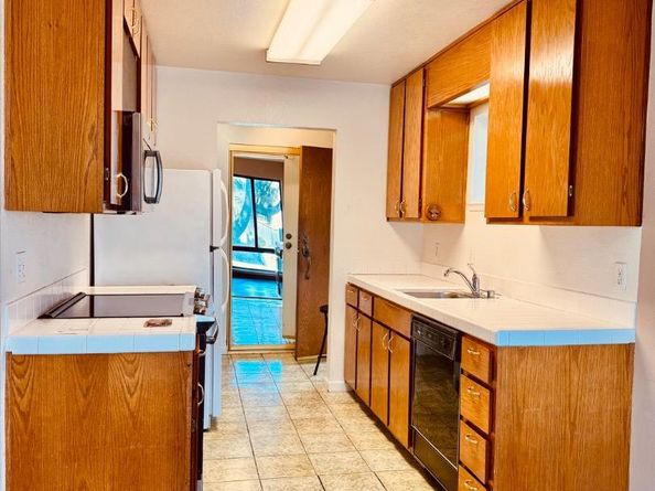 460 Pine Avenue, Half Moon Bay CA 94019
