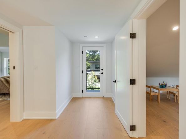 846 Portola Road, Portola Valley CA 94028