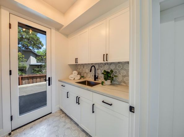 846 Portola Road, Portola Valley CA 94028