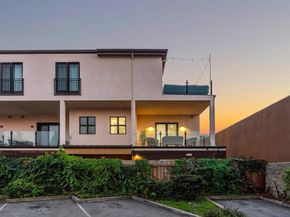 916 Woodside Road, Redwood City CA 94061