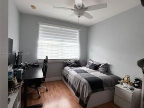 7809 NW 114th Path, Doral FL 33178