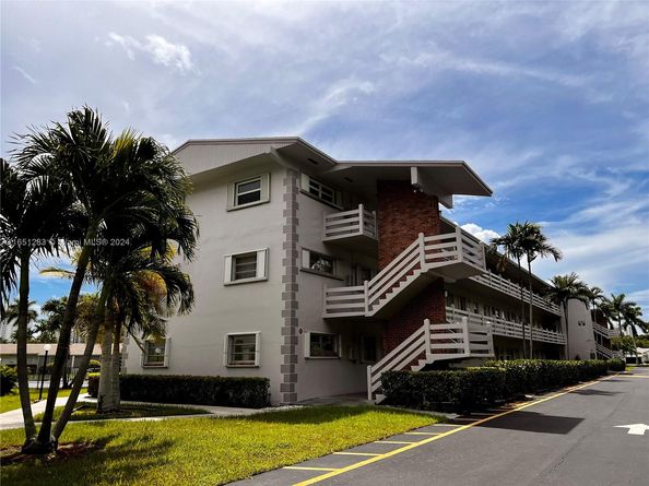 700 Layne Blvd 212, Hallandale Beach FL 33009