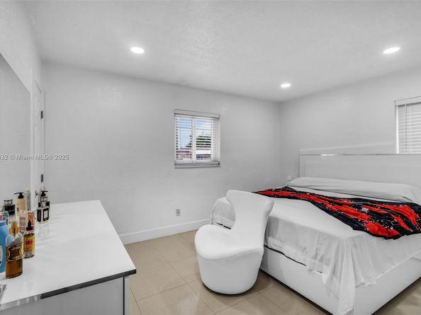 4510 NW 168th Terr, Miami Gardens FL 33055