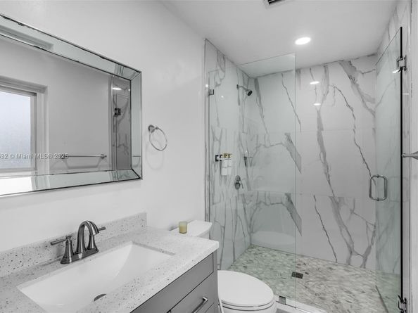 4510 NW 168th Terr, Miami Gardens FL 33055