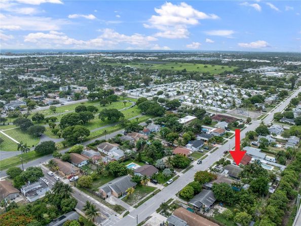 1119 S Ridge St, Lake Worth FL 33460