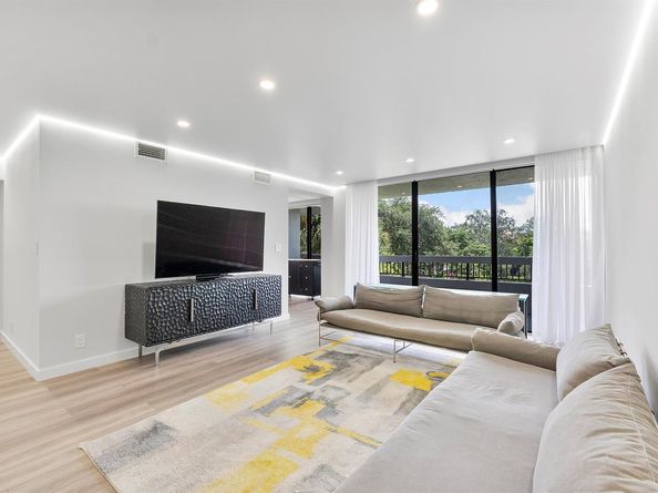 23200 Camino Del Mar, Boca Raton FL 33433