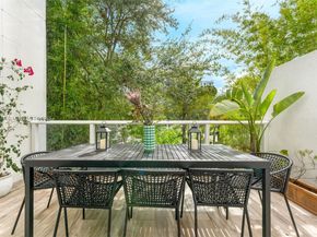 455 NE 39th St 105, Miami FL 33137