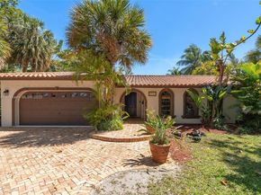 14841 Dade Pine Ave, Miami Lakes FL 33014