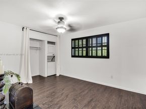 14841 Dade Pine Ave, Miami Lakes FL 33014