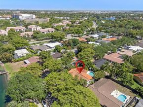 14841 Dade Pine Ave, Miami Lakes FL 33014
