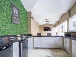 50 Biscayne Blvd 607, Miami FL 33132