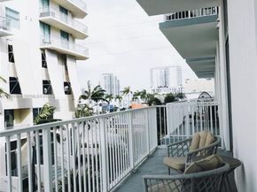 2100 Van Buren St 319, Hollywood FL 33020