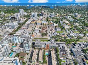 2100 Van Buren St 319, Hollywood FL 33020