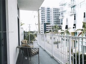 2100 Van Buren St 319, Hollywood FL 33020