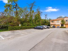 6073 Grand Cypress Cir W, Coconut Creek FL 33073