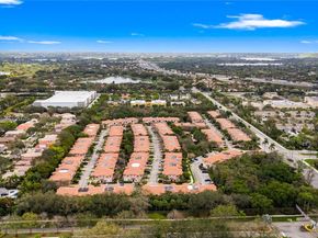 6073 Grand Cypress Cir W, Coconut Creek FL 33073