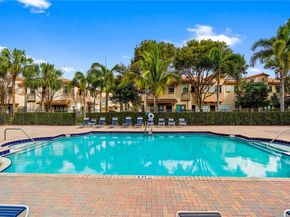6073 Grand Cypress Cir W, Coconut Creek FL 33073