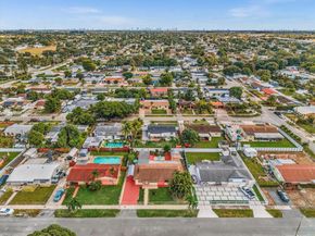 17231 NW 53rd Pl, Miami Gardens FL 33055