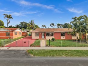 17231 NW 53rd Pl, Miami Gardens FL 33055