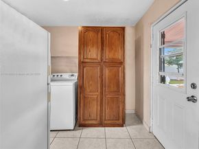 17231 NW 53rd Pl, Miami Gardens FL 33055