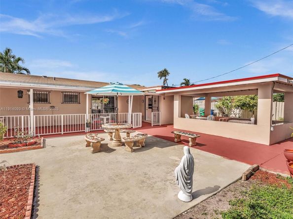 17231 NW 53rd Pl, Miami Gardens FL 33055