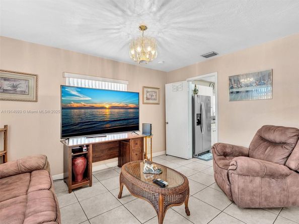 17231 NW 53rd Pl, Miami Gardens FL 33055