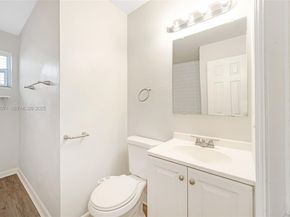 3680 SW 16th St, Fort Lauderdale FL 33312