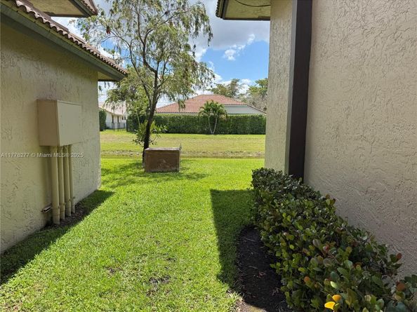 10724 Royal Palm Blvd 13, Coral Springs FL 33065
