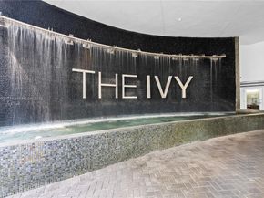 90 SW 3rd St 3305, Miami FL 33130