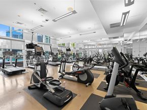 90 SW 3rd St 3305, Miami FL 33130