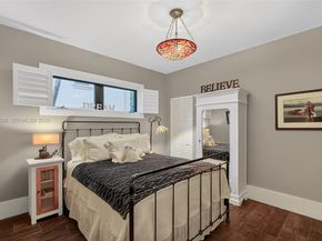 1680 Onaway Dr, Coconut Grove FL 33133