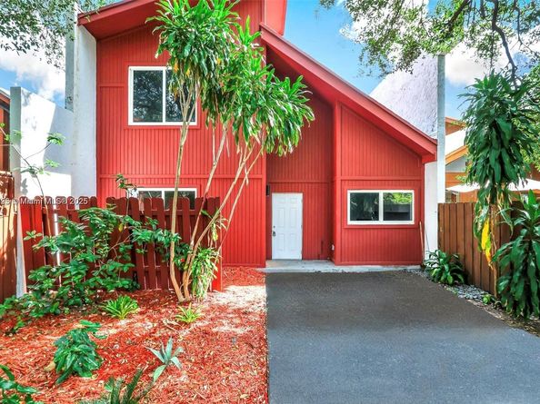 6884 NW 30 Ave, Fort Lauderdale FL 33309