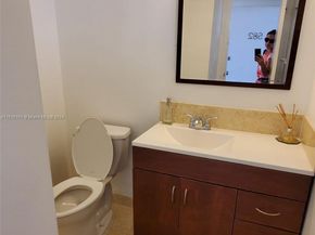7900 Tatum Waterway Dr 502, Miami Beach FL 33141