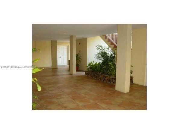 7900 Tatum Waterway Dr 502, Miami Beach FL 33141