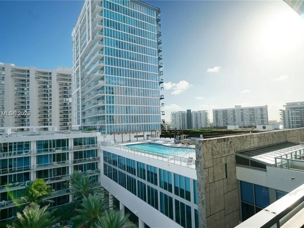 6801 Collins Ave 710, Miami Beach FL 33141