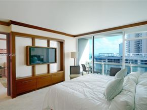 6801 Collins Ave 710, Miami Beach FL 33141