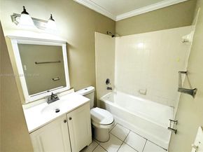 1141 Lake Victoria Dr E, West Palm Beach FL 33411