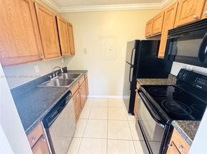 1141 Lake Victoria Dr E, West Palm Beach FL 33411