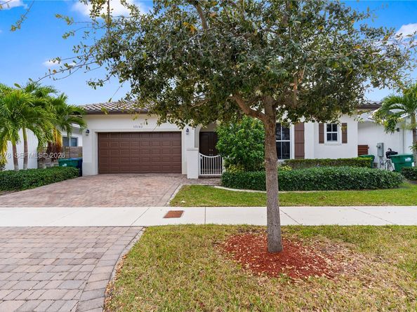 15102 SW 177th Ter, Miami FL 33187
