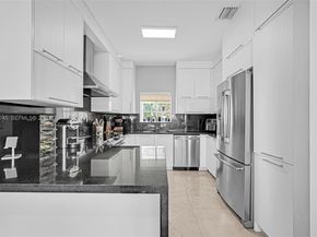 1425 Weeping Willow Way, Hollywood FL 33019