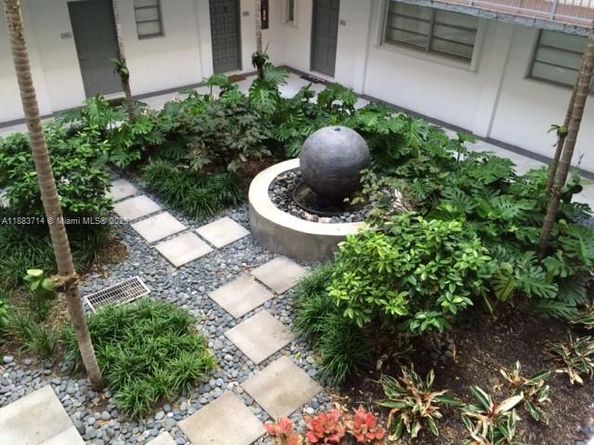 Undisclosed Address #A11883714, Miami FL 33138