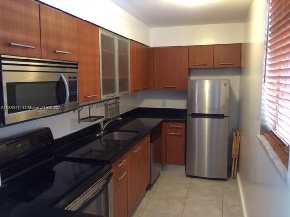 Undisclosed Address #A11883714, Miami FL 33138