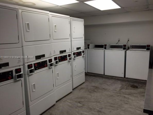 Undisclosed Address #A11883714, Miami FL 33138